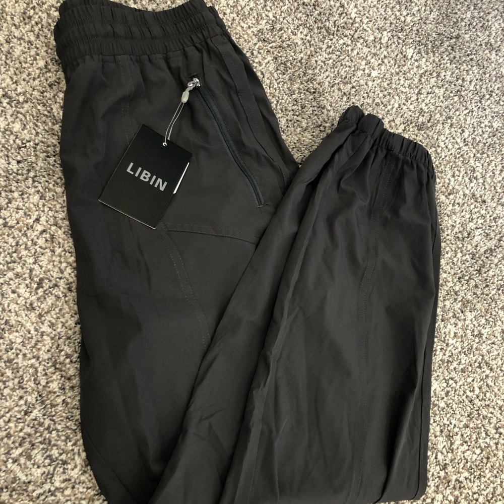 Libin Women’s Black Athletic Jogger Pants with Elastic Waist